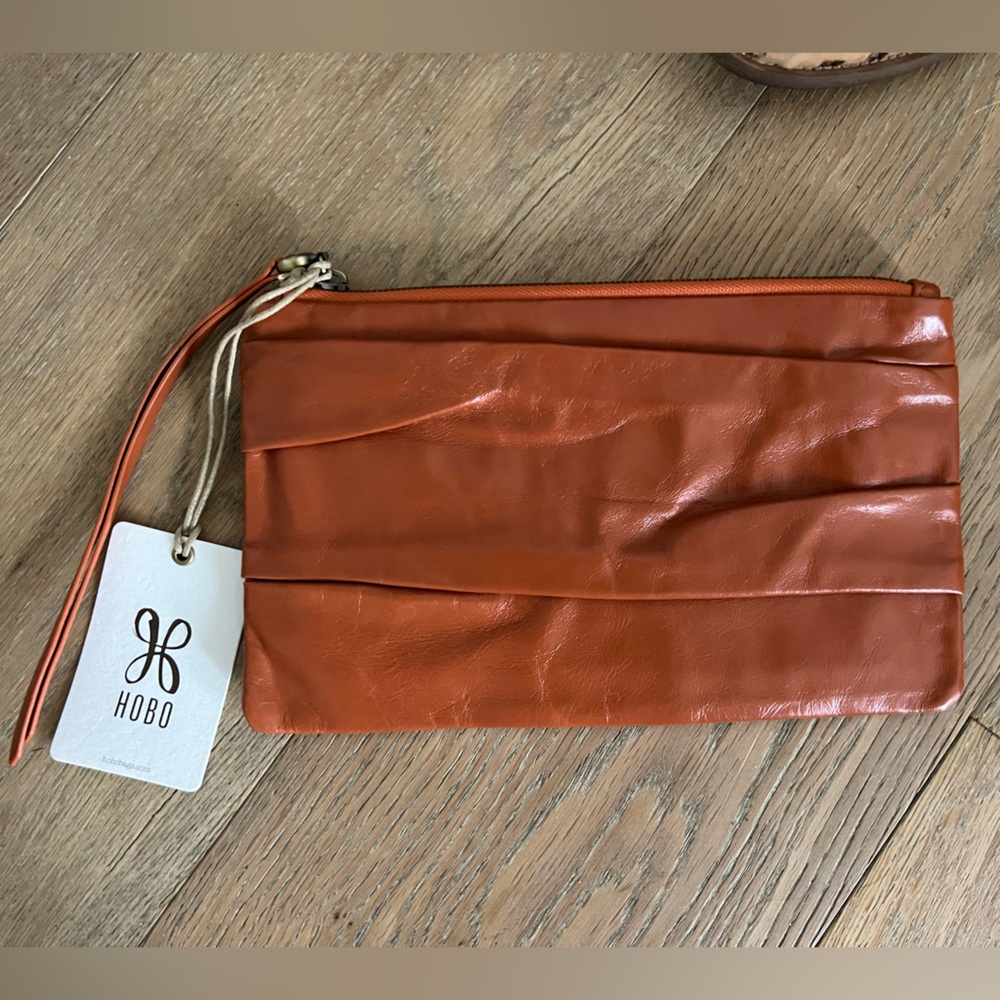 Hobo Women's Waver Amber Leather Clutch